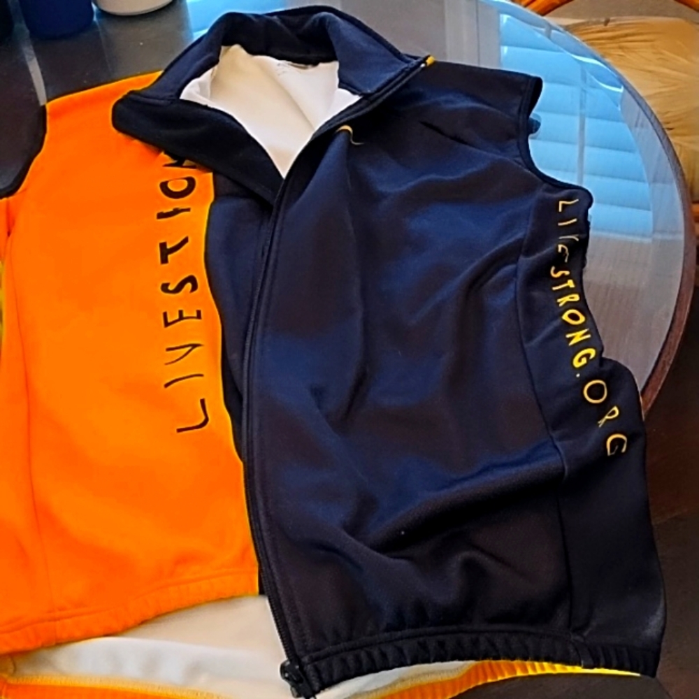 Nike Livestrong Cycling Vest- XXL but fits more like anXLT